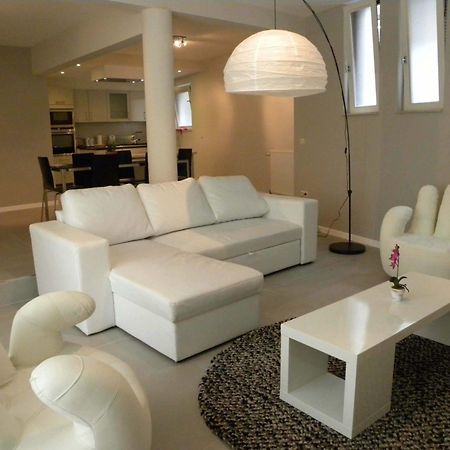 City Center Apartments Brasseurs Брюксел Екстериор снимка